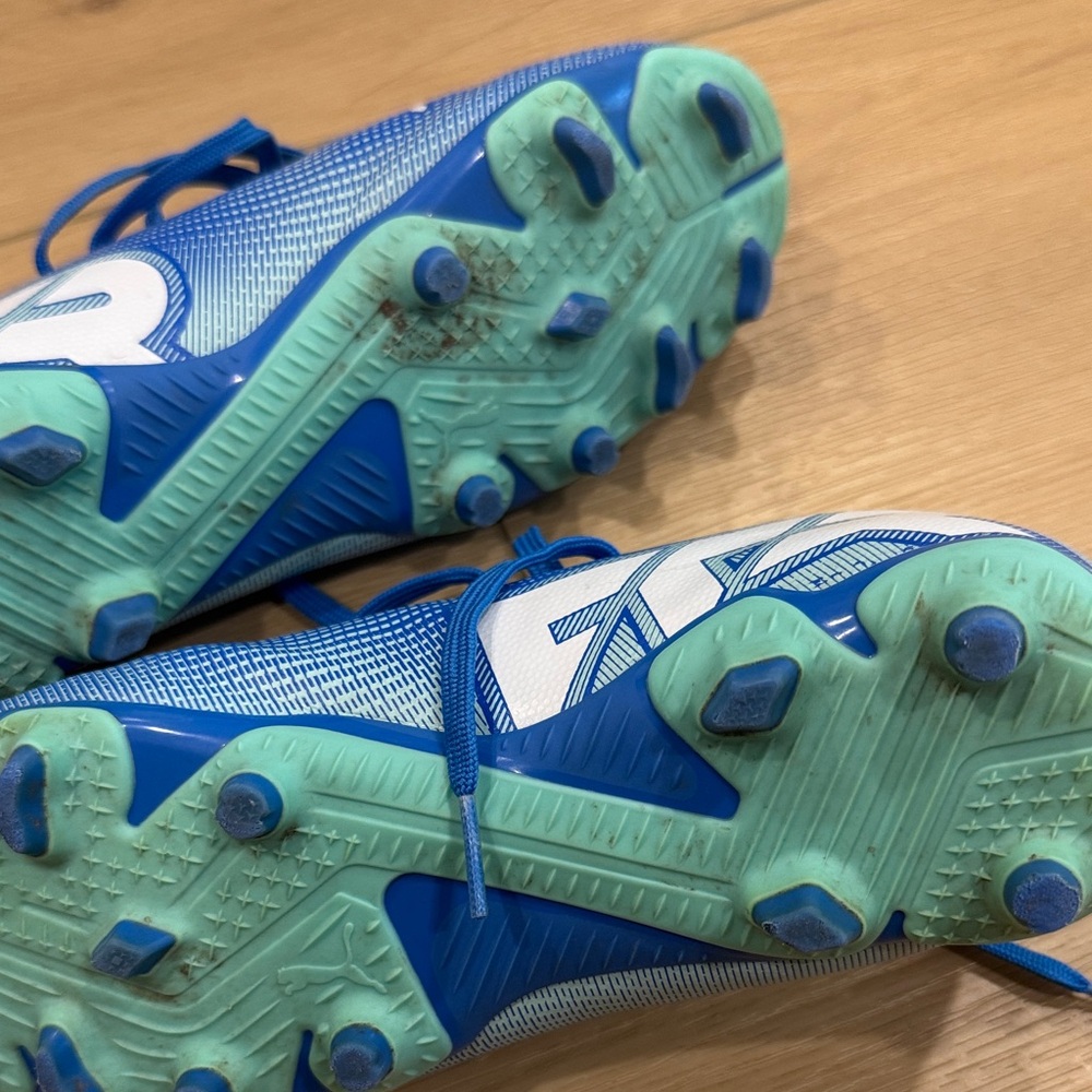 Puma Future 7 Blue Soccer Cleats - Picture 6 of 7